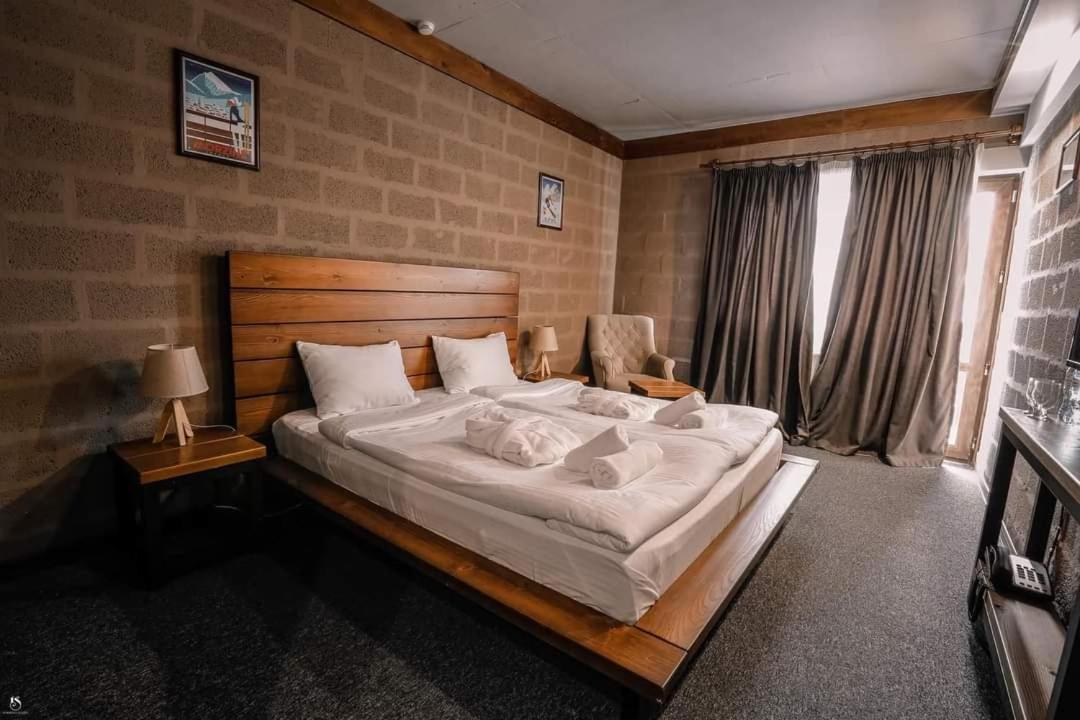 Alpine Lounge Boutique Hotel كازباجي المظهر الخارجي الصورة