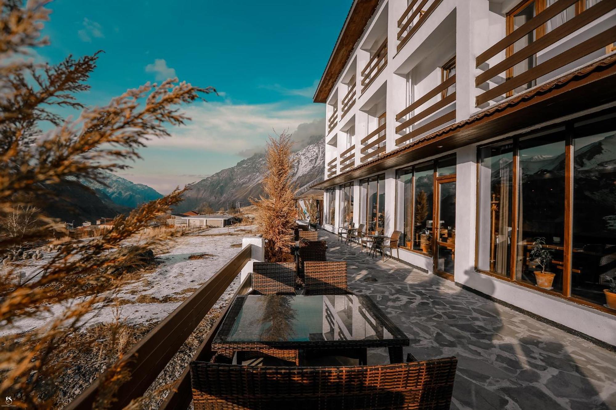 Alpine Lounge Boutique Hotel كازباجي المظهر الخارجي الصورة