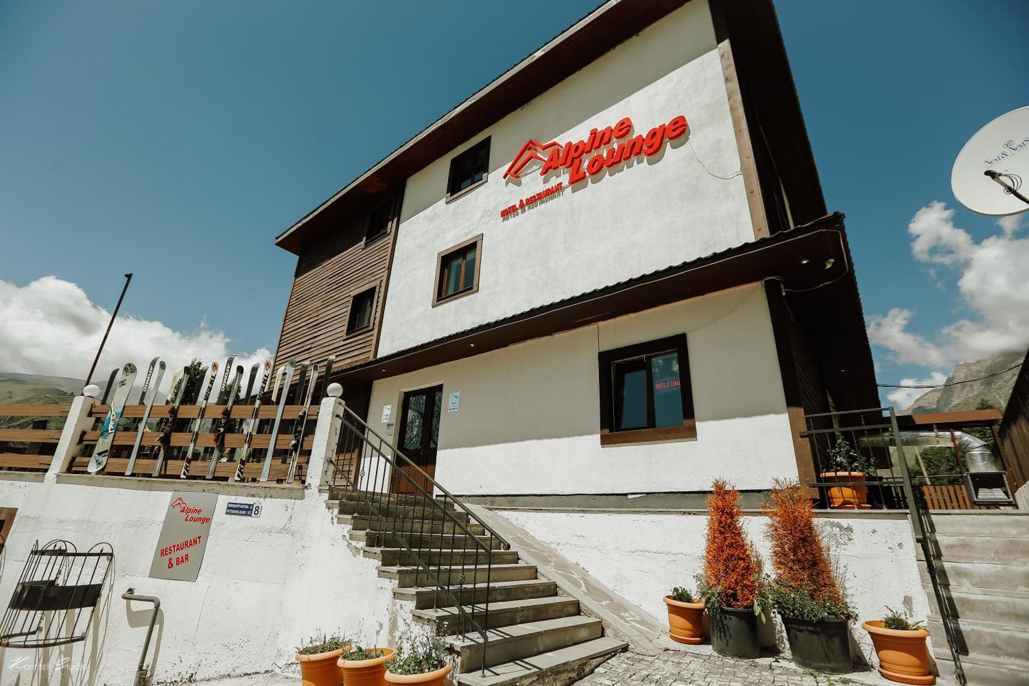Alpine Lounge Boutique Hotel كازباجي المظهر الخارجي الصورة
