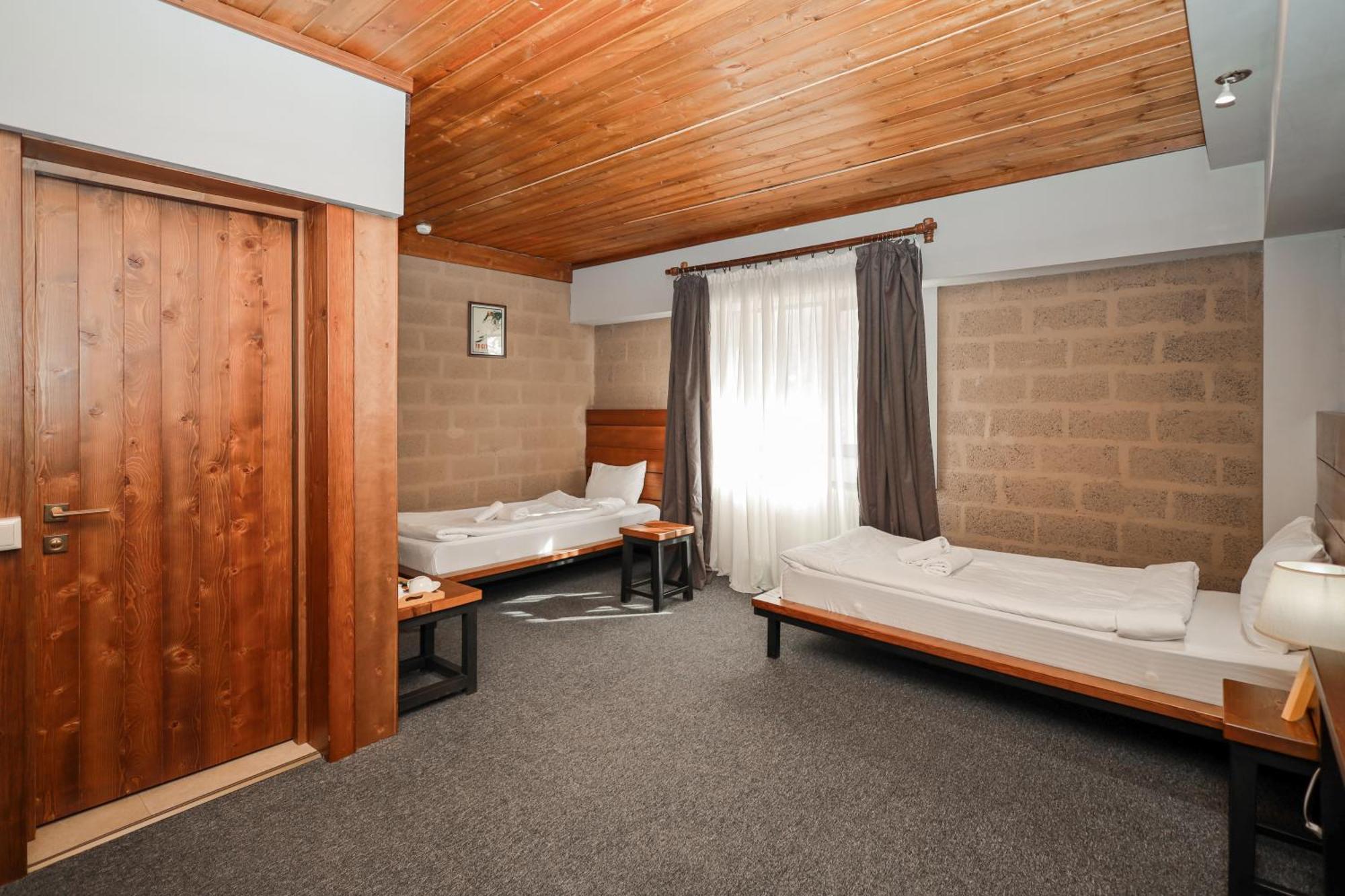 Alpine Lounge Boutique Hotel كازباجي المظهر الخارجي الصورة